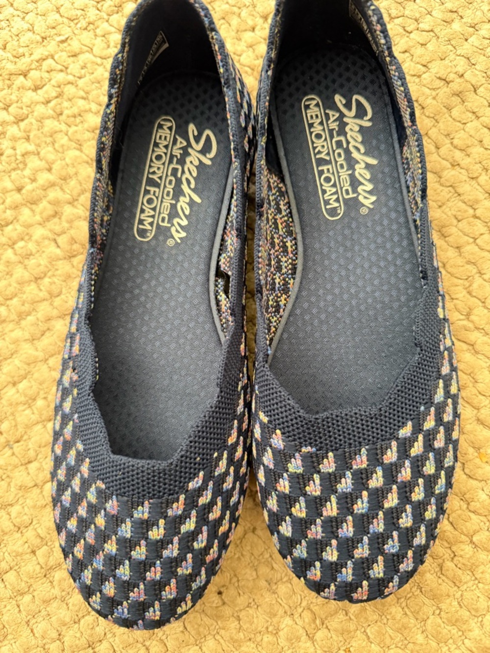 Skechers Sz 6 Women’s Cleo Air-Cooled Memory Foam NWOT Flats Shoes Slip-ons NWOT - Picture 2 of 4